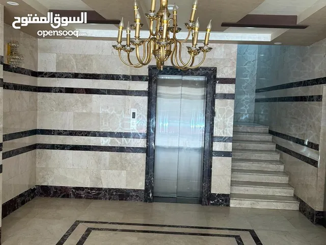 180 m2 5 Bedrooms Apartments for Rent in Jeddah As Safa