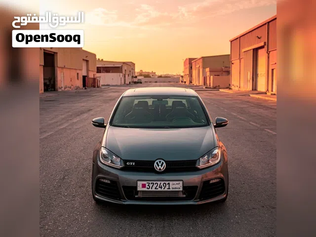 2010 فولكسفاغن جولف GTI Standard