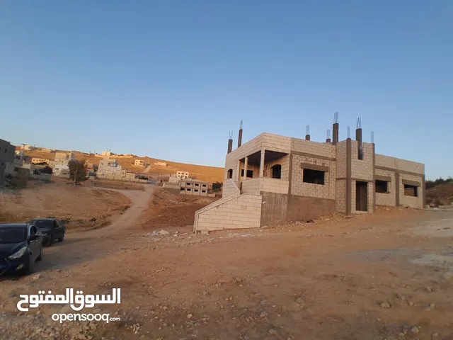 200 m2 More than 6 bedrooms Townhouse for Sale in Zarqa Al Sukhneh