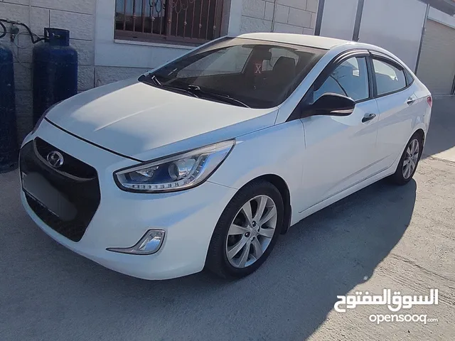 هيونداي اكسنت 2016