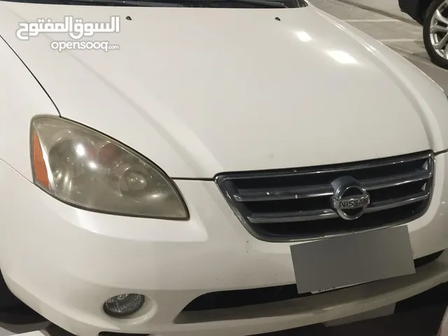 Nissan altima