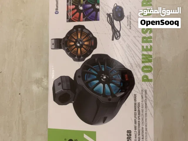 سماعات كانام شركة BOSS