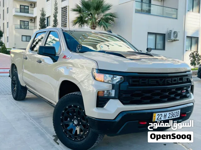 2022 شيفروليه سلفرادو 1500 LT Z71