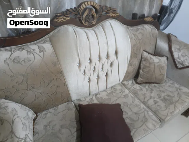طقم كنب نظيف
