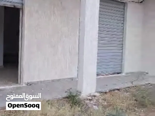مخزن للإيجار الشهري - القره بولي طريق المصيف موقع ممتاز يصلح أي نشاط تجاري أو تخزين
