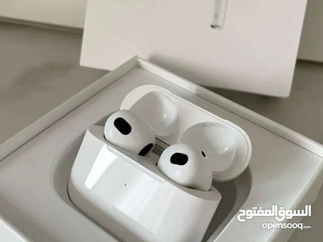 AirPod pro maxes for sale brand new 60jd also selling AirPod gen 2 for 40jd message me for more info