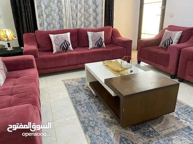 أطقم كنب وكورنرات خشب سويد ثقيل جدا اسفنج دانلوب والضهر هولو طبي الارضيات كوشوك متينه