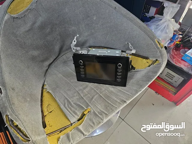 للبيع شاشة كامري اصلية 2020