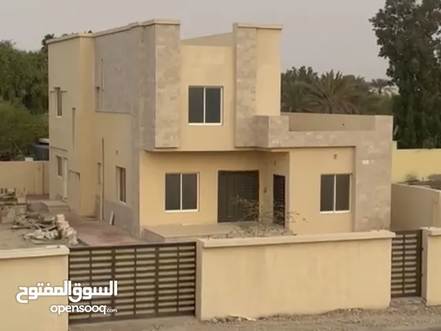 285 m2 4 Bedrooms Villa for Sale in Al Batinah Al Rumais