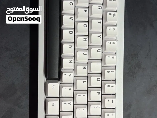 لوحة مفاتيح ميكانيكية EPOMAKER Galaxy68