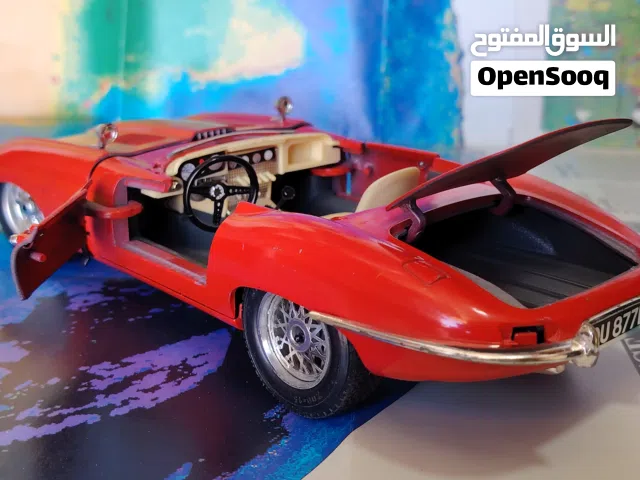 مجسمات سيارات حديد مميزة لعشاق التجديد والمقتنيات (مقياس 1:18 و 1:24)
