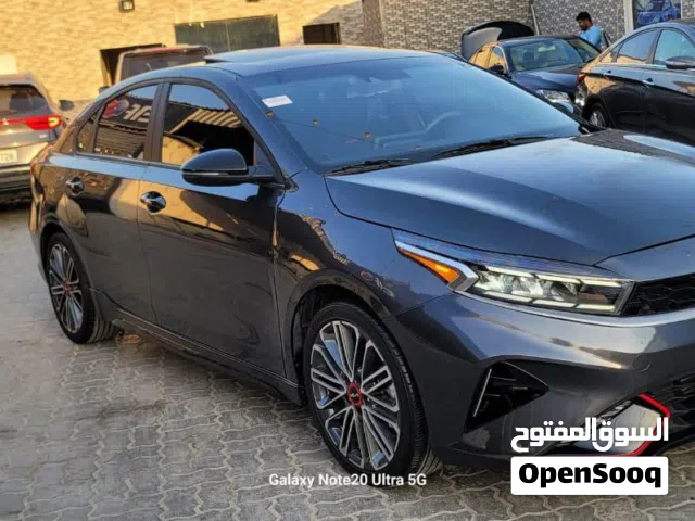 للبيع سيارا كيا فورتي جيتي فول مواصفات