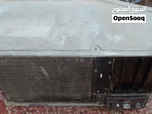 Window Ac very good condition