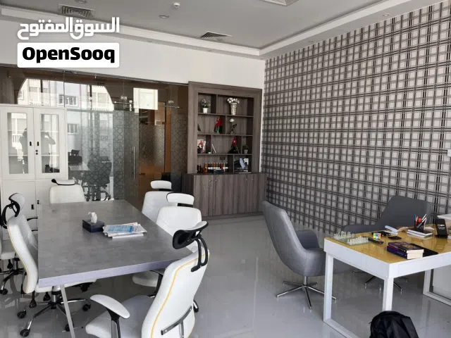 فرصة اثاث شركة مستورد للبيع بأقل من سعره