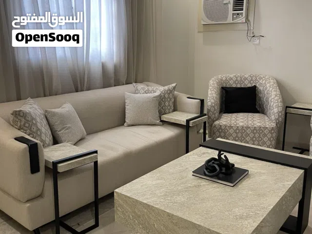 مجلس 7 اشخاص شبه جديد