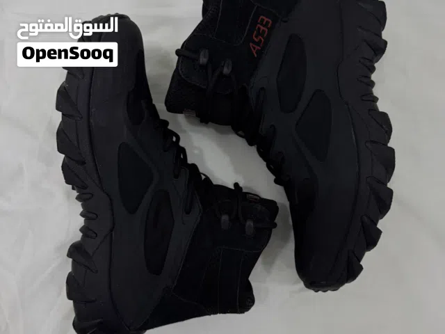 Black Tactical Boots (Size 41) - بوت تكتيكي أسود مقاس 41
