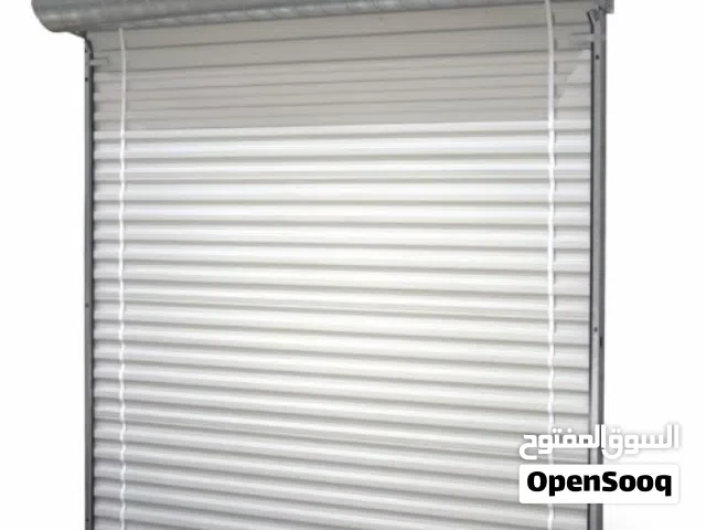 باب مخزن ارتفاع 3 م بعرض مترين و50 مازن بركاته بس الباب متاكل عالجنب زنبرك من الزنبركين فارط