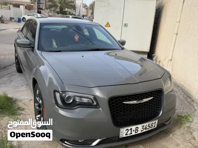 2018 كرايسلر 300 300S V6