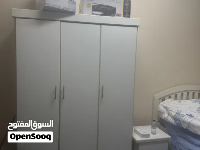 للبيع – غرفة نوم بحالة ممتازة