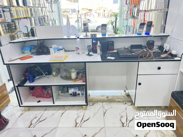 فاترينات+ ميز