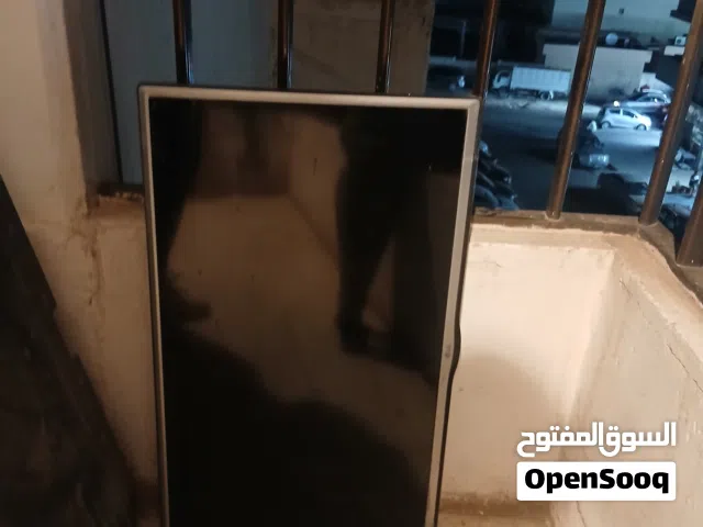 شاشة ال جى 32 بوصة للبيع