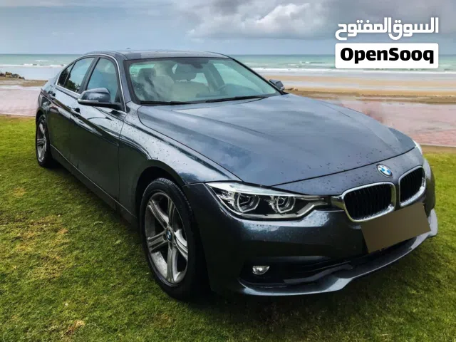 BMW 320i  للبيع – صيانة وكالة كاملة – المالك الأول (تم شرائها من وكالة الجنيبي، سلطنة عمان)