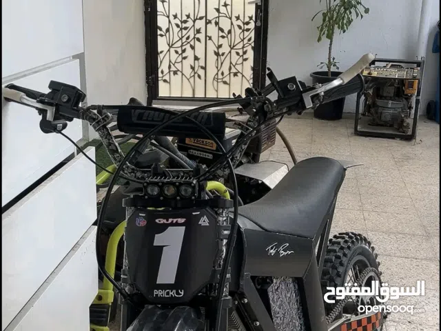 الكوجو مستعمل شهرين و مافي شي طالب في 2000  قبل التفوض