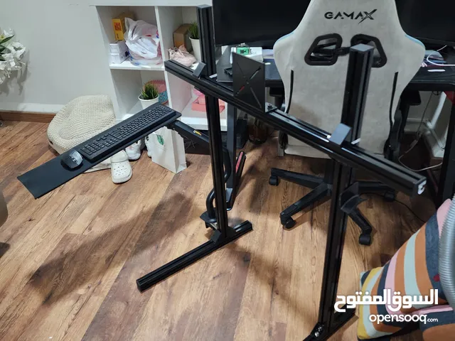بيعه سريعه حامل شاشه مميز جدا وقاعدة سباقات