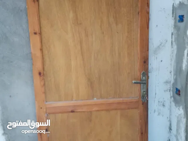 أبواب داخلية مستعمله للبيع