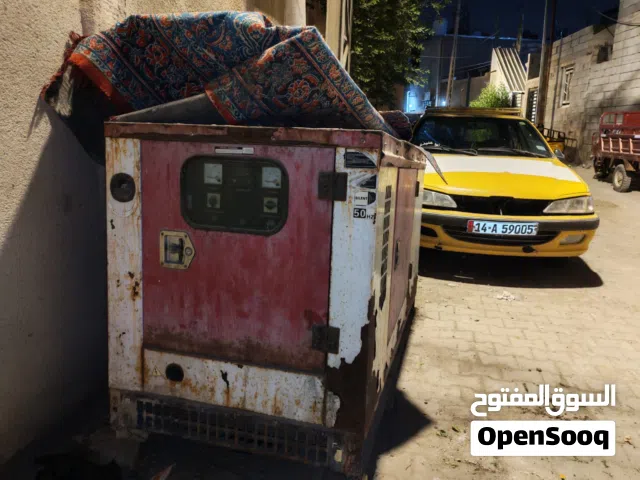 السلام عليكم مولده للبيع كلش نظيفه وجديده استخدام كلش قليل بس مهموله المولده