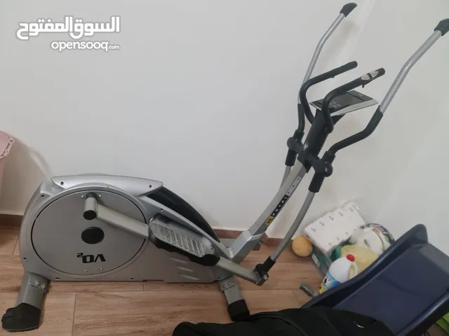 جهاز مشي بحالة ممتازة سرعات عديدة