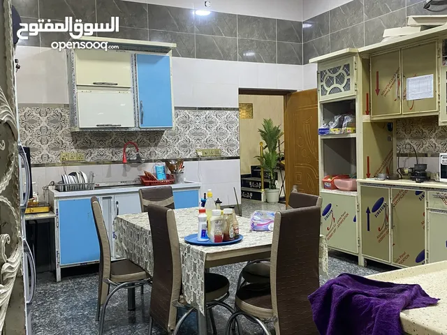 بيت للبيع في دور الصحة قرب الشارع العام