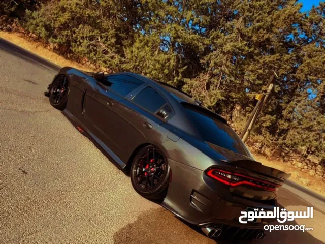 Dodge Charger_SRT