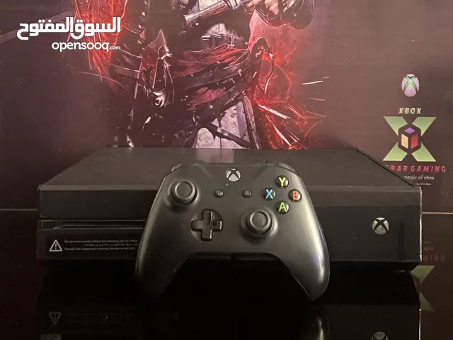 Xbox one 500 giga بحاله الوكاله والجديد