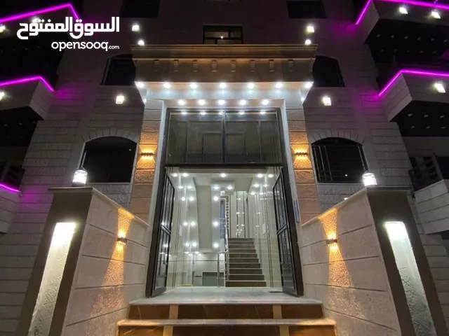 220 m2 5 Bedrooms Apartments for Sale in Amman Daheit Al Aqsa