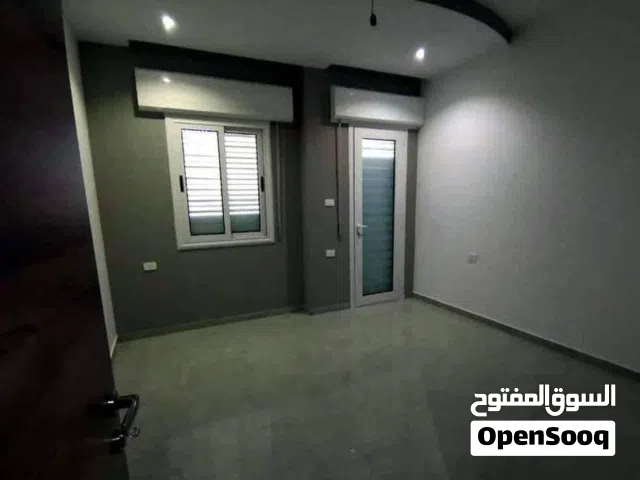 شقة جديدة الايجار في حي دمشق قرب جزيرة ريكسوس
