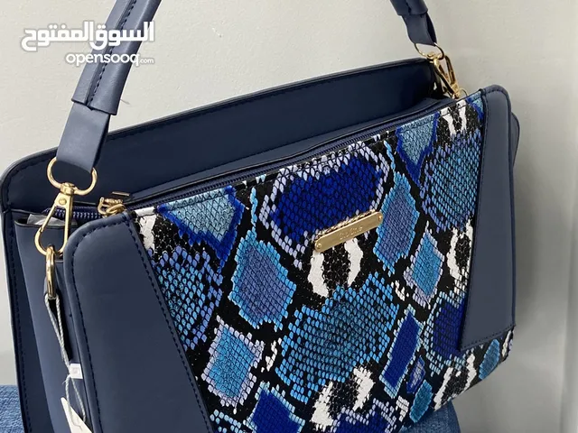 Ladies hand bag