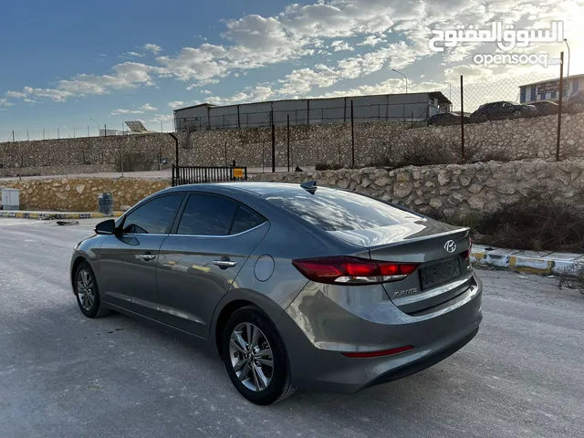 Hyundai Elantra 2017 in Assiut