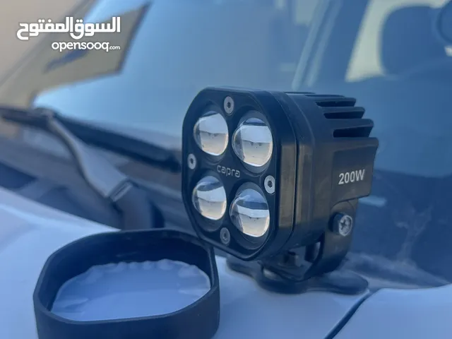 كشافات وبطارية الاليثيوم 65 أمبير