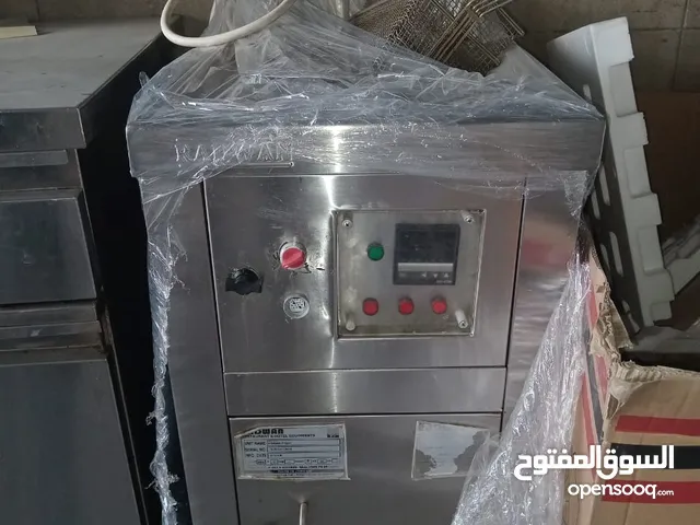 عدة مطعم شاورما للبيع بسعر مميز جدا العدة مستخدمة اشي بسيط