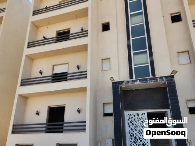 شقة نص تشطيب في الجبس 210م