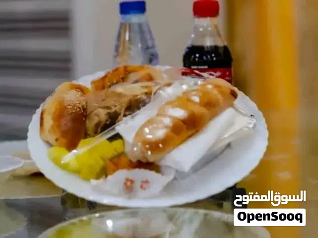 مش مجرد تنظيم..إحنا بنصمم "ذكريات" ما بتتنسي باقاتنا بتجمع ليكِ بين رقي التقديم ونكهة الأكل "البيتي"