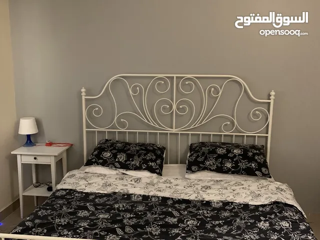 استيديو مفروش كامل Fully furnished studio