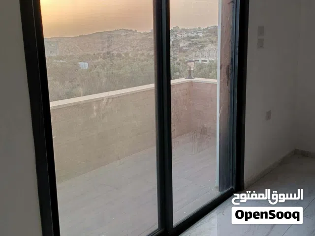 باب المنيوم