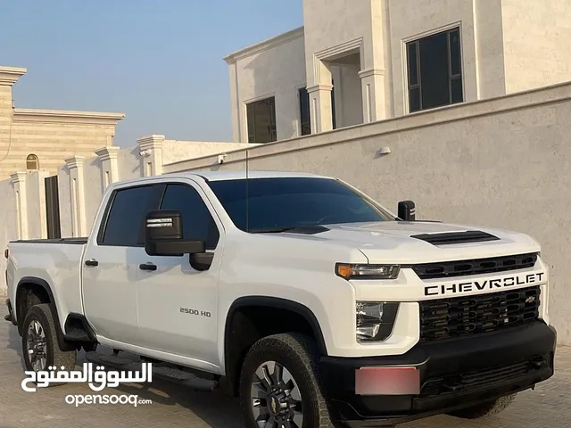 للبيع سلفرادو 2500HD مديل 2023