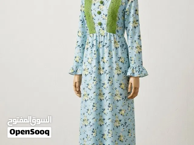 توجد فساتين بشكال وحجام مختلفة