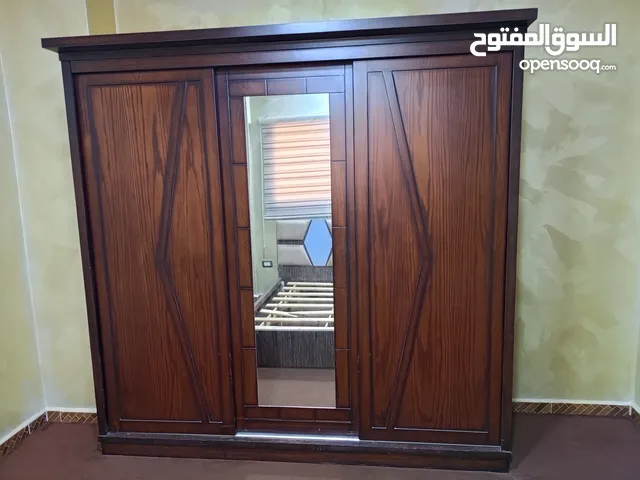 خزانه وسرير للبيع