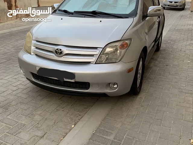 Toyota xa 2005