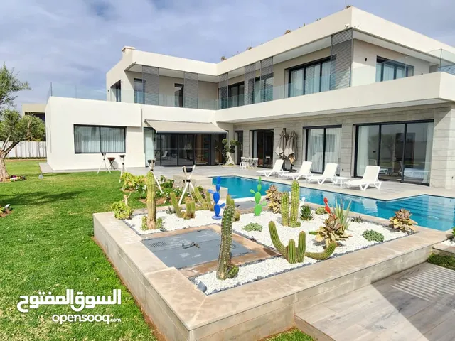 10000 m2 More than 6 bedrooms Villa for Sale in Marrakesh Av Mohammed VI