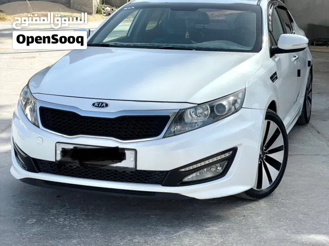 2013 Kia K5 Standard